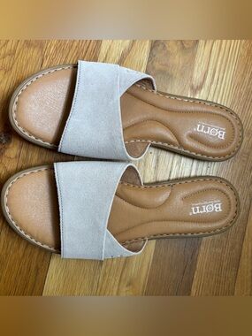 Born Beige Suede Slide Sandals Women’s Size 9